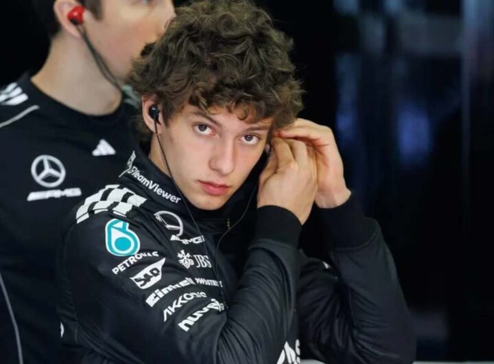 Kimi Antonelli convocato dalla Mercedes
