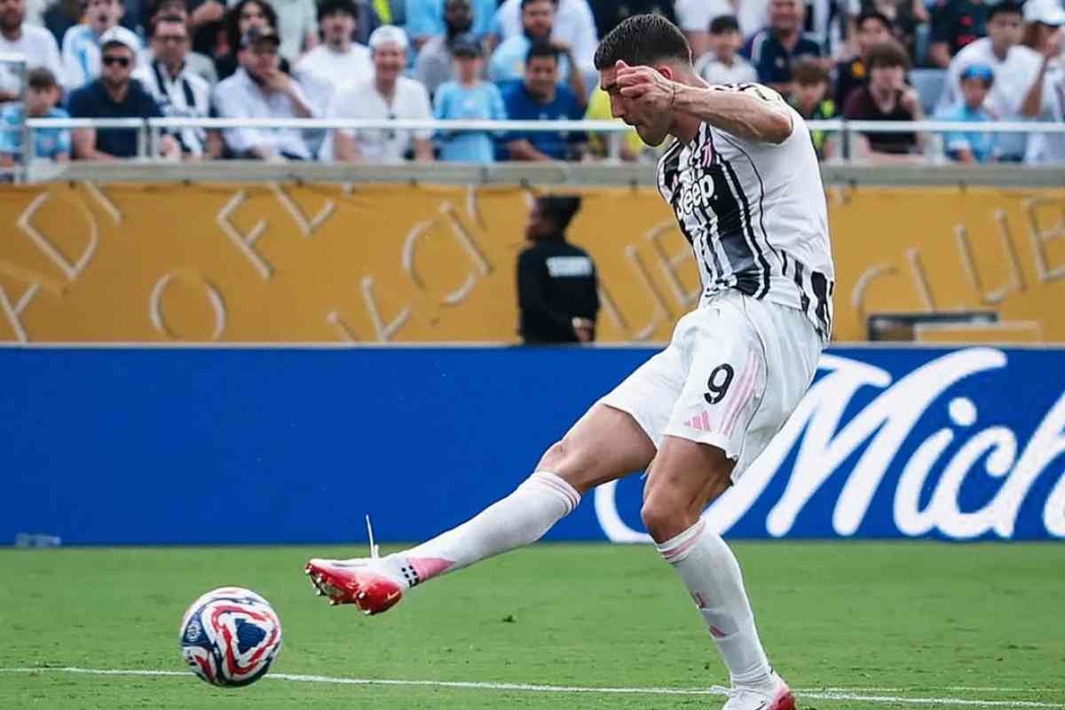 Dusan Vlahovic Juventus